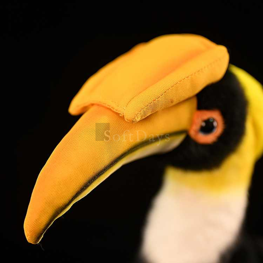 Realistic Great Hornbill Plush Toy – Lifelike Soft Stuffed Bird