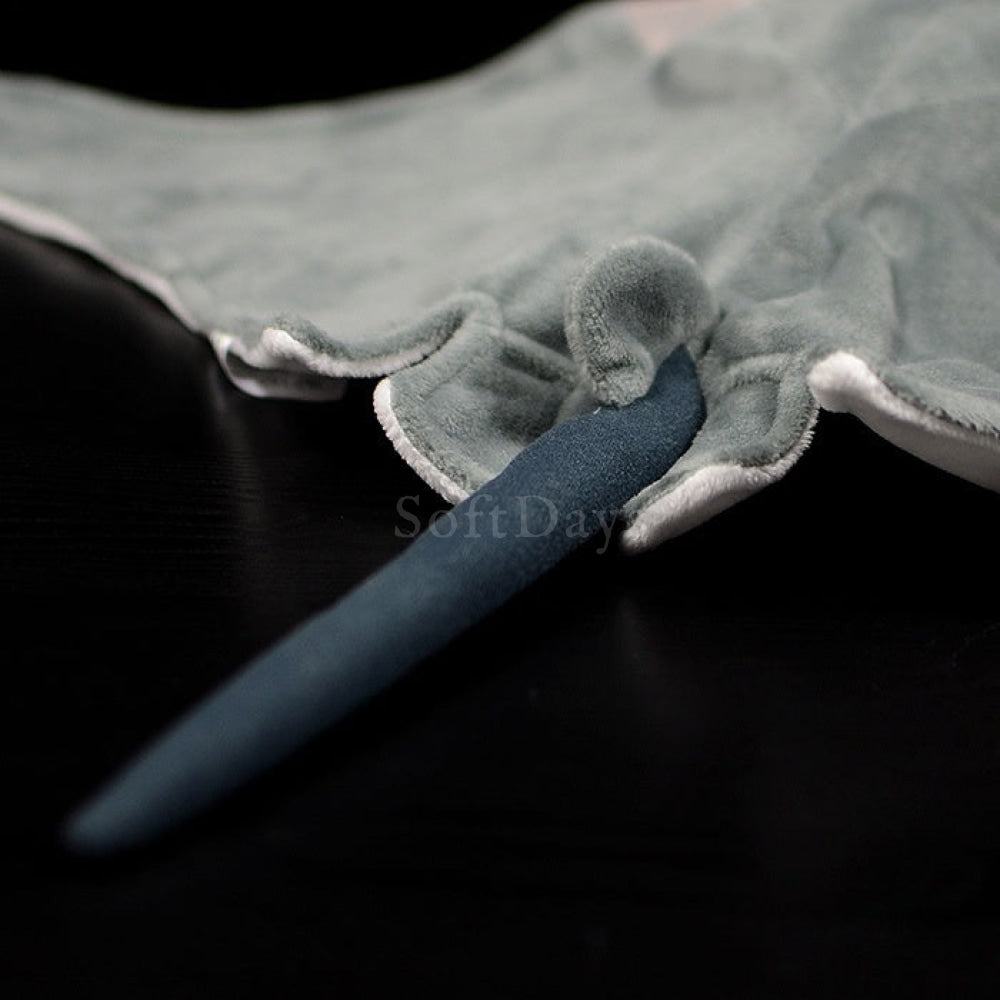 Giant Devil Ray Fish Plush Toy – Soft, Cuddly, and Perfect for Ocean Enthusiasts