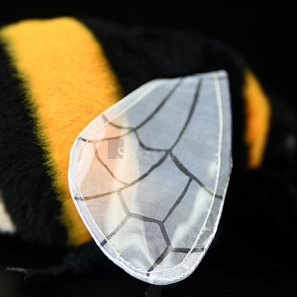 Realistic Bumblebee Plush Toy – Lifelike, Soft, and Perfect for Insect Enthusiasts