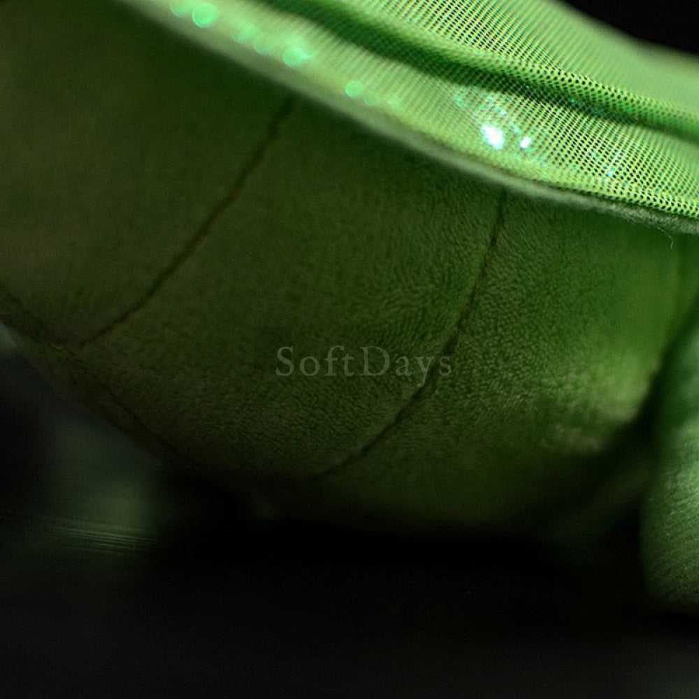 Realistic Green Chinese Mantis Plush Toy – Lifelike, Soft, and Perfect for Insect Enthusiasts