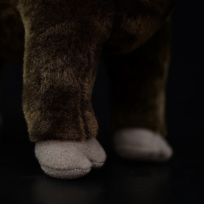 Plush water buffalo’s legs with soft, realistic texture, perfect for animal lovers and collectors