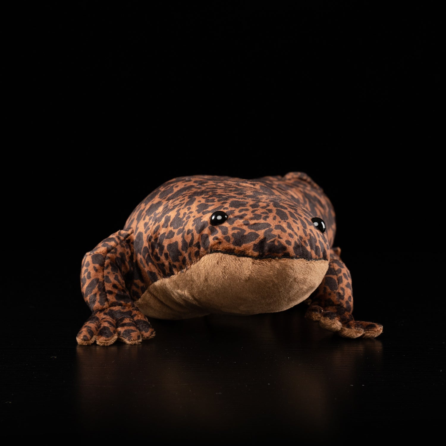 Front view of Chinese giant salamander plush, capturing its soft and lifelike face details