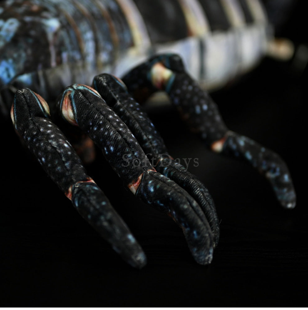 Realistic Dwarf Wood Scorpion Plush Toy – Soft and Lifelike