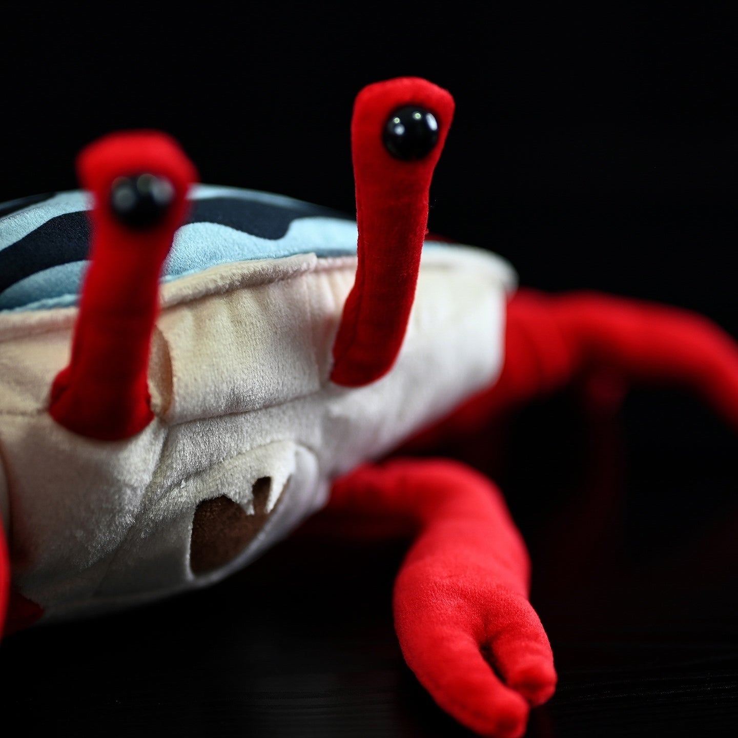 Fiddler Crab Plush – Cute and Realistic Marine Animal Stuffed Toy