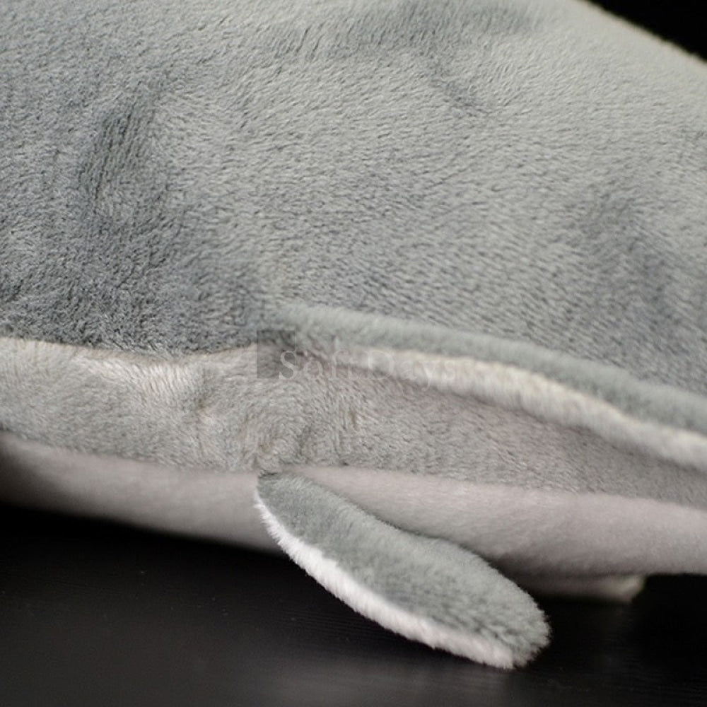 Realistic Great White Shark Plush Toy – Soft and Captivating Ocean Companion