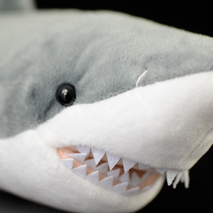 Realistic Great White Shark Plush Toy – Soft and Captivating Ocean Companion