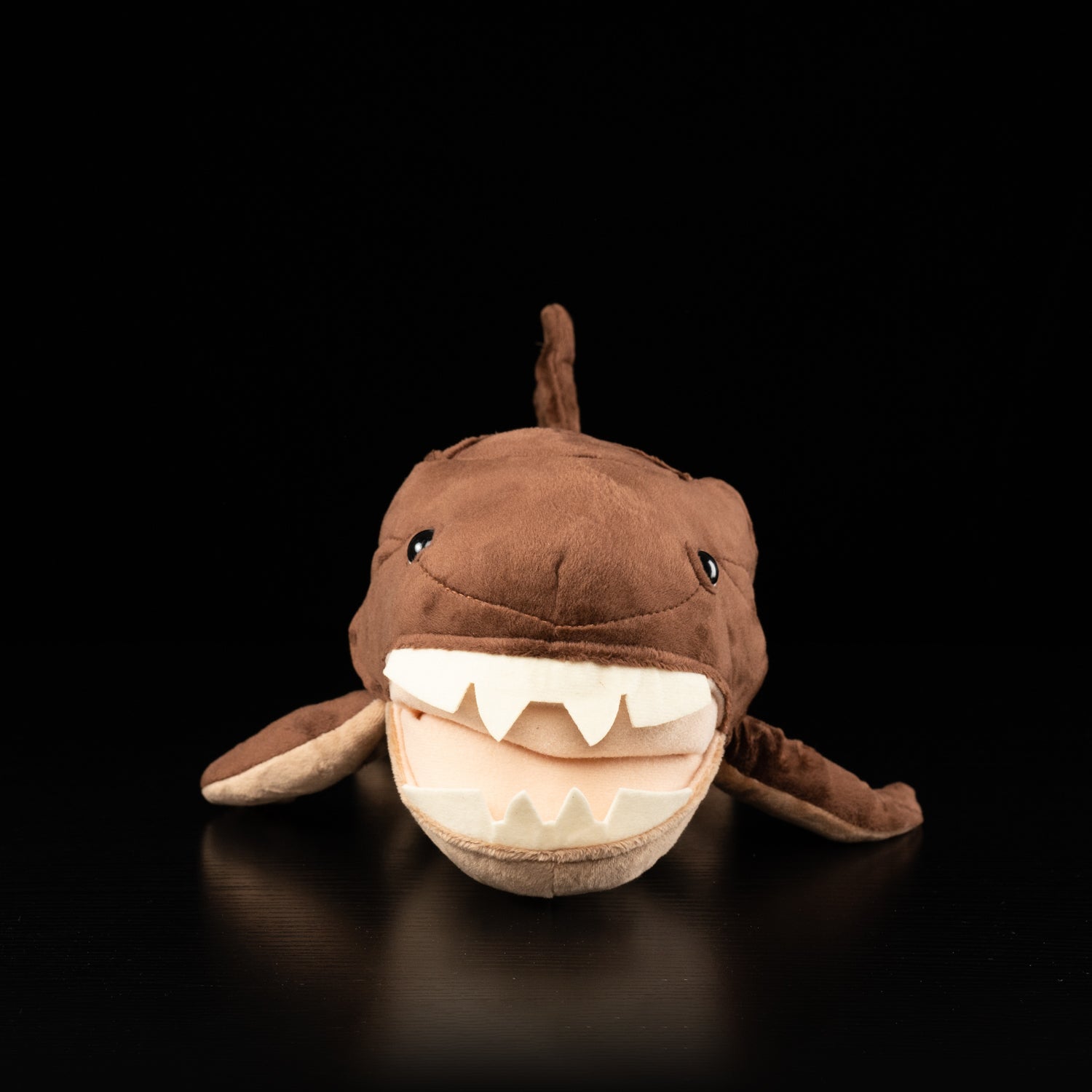 Front view of Dunkleosteus plush by SoftDaysLab, showcasing sharp, detailed jaws for an accurate design
