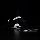 Lifelike Orca Whale Plush Toy – Soft, Realistic, and Cuddly