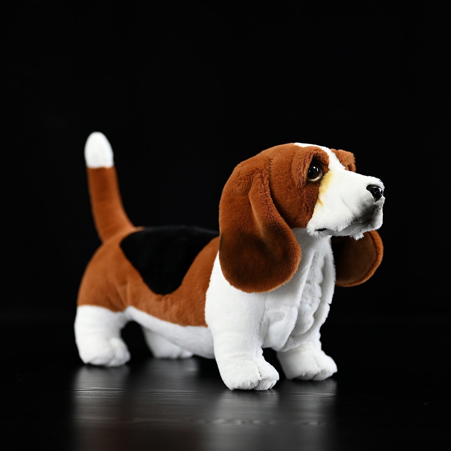 Lifelike Basset Hound Plush Toy – Floppy, Adorable, and Perfect for Dog Lovers
