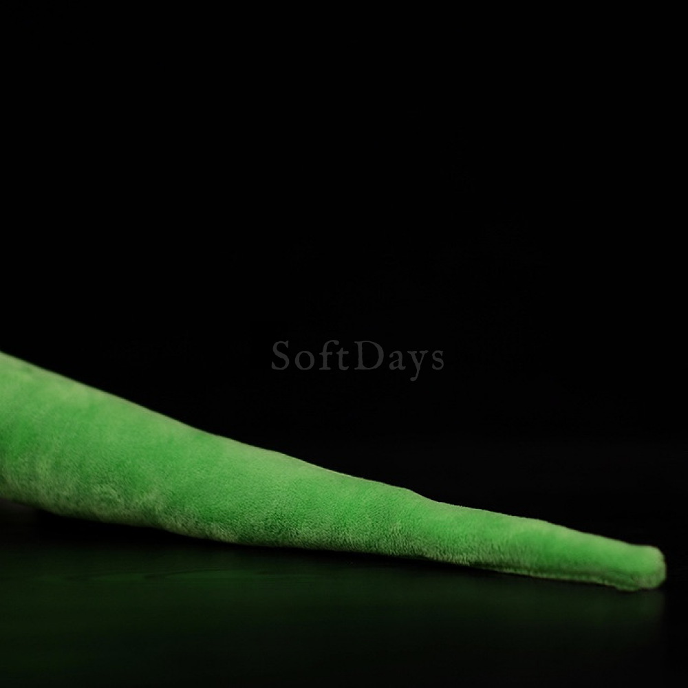 Realistic Madagascar Giant Day Gecko Plush Toy – Soft, Adorable, and Perfect for Reptile Lovers